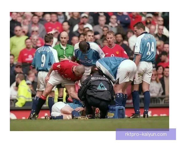 阿尔夫·哈兰德：儿子在足球领域的成功让父亲感到无比欣慰和自豪